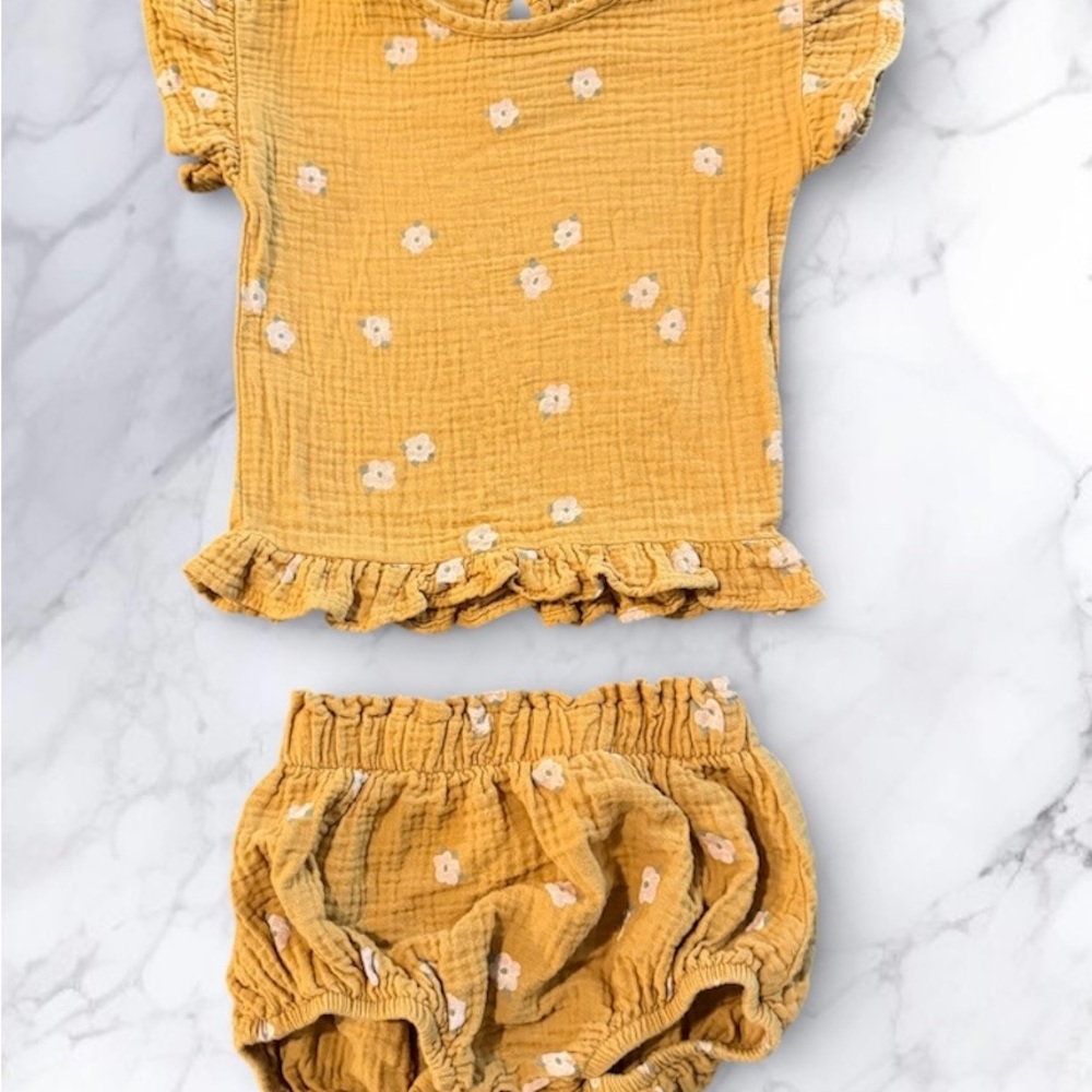 18 months Grayson Collective Mustard Floral Kids Blouse‎ full set